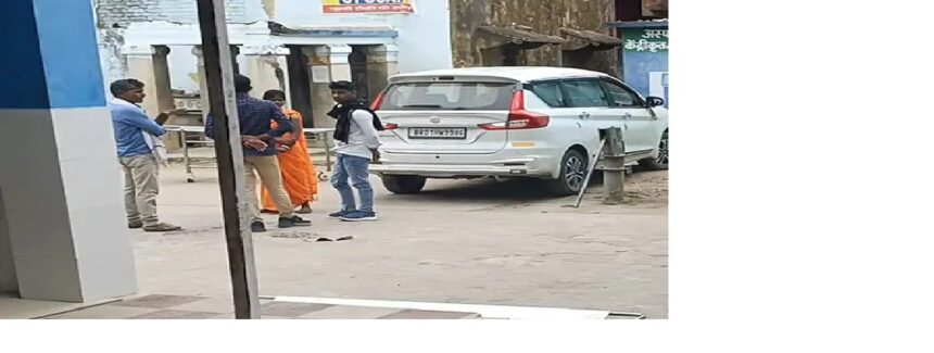 तेज रफ्तार ट्रक ने बाइक को मारी टक्कर, 20 फीट तक घसीटा युवक को सिर में आई गंभीर चोट, घायल पटना रेफर 1 तेज रफ्तार ट्रक ने बाइक को मारी टक्कर, 20 फीट तक घसीटा युवक को सिर में आई गंभीर चोट, घायल पटना रेफर 1