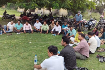प्रधान शिक्षकों की बहाली की मांग, मामला अदालत में 15
