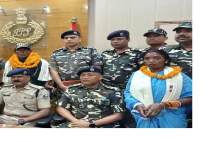 15 साल से फरार नक्सली कमांडर रावण कोड़ा ने किया सरेंडर 7