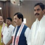 तेजस्वी इतने शिक्षित नहीं कि अखबार में लेख लिखें : शाहनवाज हुसैन 9