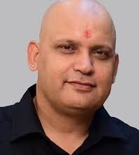 संवैधानिक संस्थाओं पर सवाल उठाते राहुल गांधी 10