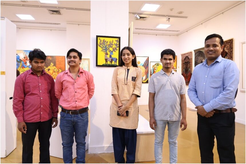 कला के ज़रिए समावेशी सृजन की ओर एक कदम: ‘मास्टर स्ट्रोक्स’ में शांभवी शर्मा की प्रेरक पहल 1