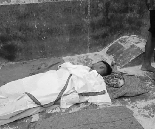 पहले प्रेमिका फिर प्रेमी ने लगाई फांसी,एक साल से चल रहा था अफेयर 2 दिन पहले फोन पर दोनों के बीच हुई थी कहा सुनी 1 पहले प्रेमिका फिर प्रेमी ने लगाई फांसी,एक साल से चल रहा था अफेयर 2 दिन पहले फोन पर दोनों के बीच हुई थी कहा सुनी 1