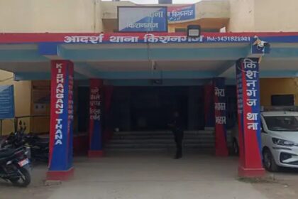 2 महीने की दोस्ती के बाद नाबालिग जोड़ा भागा 10