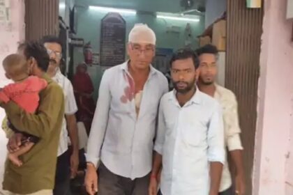 स्कूल में घुसकर प्रभारी प्राचार्य का पिस्टल से सिर फोड़ा उत्क्रमित मध्य विद्यालय की घटना, शिक्षक ने राजनीति का लगाया आरोप 11