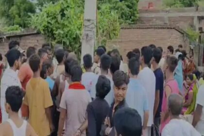 बिजली के पोल में था करंट, संपर्क में आने से 16 साल की किशोरी की मौत 9
