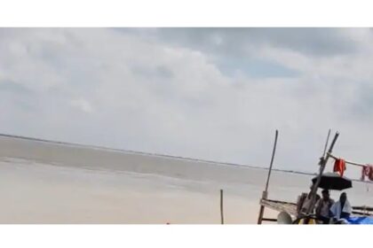 भागलपुर में बढ़ा गंगा का जलस्तर, विभाग ने जारी की चेतावनी सुल्तानगंज में खतरे के निशान से ऊपर बह रही नदी, निचले मोहल्लों में पानी घुसने की आशंका 12