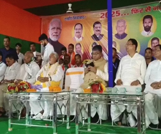 राहुल गांधी को माफी मांगनी चाहिए : रविशंकर प्रसाद 1 राहुल गांधी को माफी मांगनी चाहिए : रविशंकर प्रसाद 1