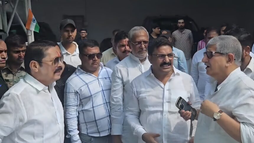 बिहार चुनाव से पहले ललन सिंह और अनंत सिंह की शक्ति प्रदर्शन, पटना से मोकामा के लिए रवाना.. 1