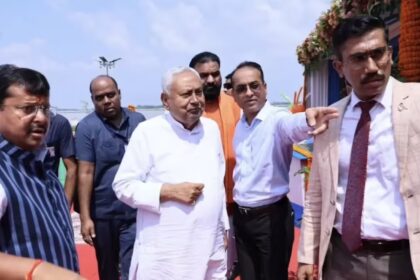 नीतीश कुमार का वाल्मीकिनगर दौरा: 42 मिनट में 900 करोड़ की सौगात, 159 योजनाओं का शिलान्यास 15