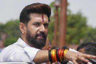 बिहार चुनावी संग्राम: पीके के आरोपों पर चिराग पासवान का बड़ा बयान, जातिवाद की राजनीति पर भी कसा तंज 92