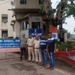 नेपाल में हिंसा को लेकर सीमा पर एसएसबी जवान सख्त सुपौल में भारत-नेपाल बॉर्डर पर स्थिति सामान्य, सघन जांच के बाद एंट्री 6