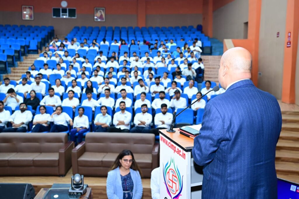युवा AI उद्यमी शाम्भवी शर्मा ने CIMP के छात्रों को दिया नवाचार और भविष्य की तकनीकों का संदेश 3