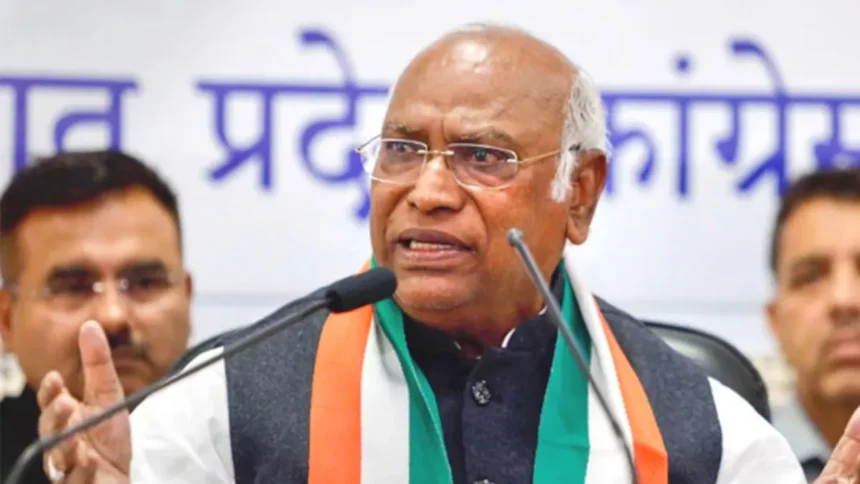 कांग्रेस की पटना बैठक से निकला चुनावी एजेंडा: खरगे का मोदी-नीतीश पर हमला, अतिपिछड़ों के लिए 10 बड़े वादे 1