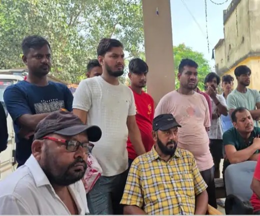 औरंगाबाद से गायब दो नाबालिग लड़कियां प्रयागराज से बरामद 1 औरंगाबाद से गायब दो नाबालिग लड़कियां प्रयागराज से बरामद 1