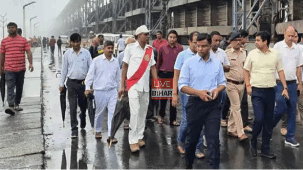 कोसी बराज से छोड़ा गया 5.18 लाख क्यूसेक पानी: सुपौल में मचा हड़कंप, प्रशासन अलर्ट पर! 1