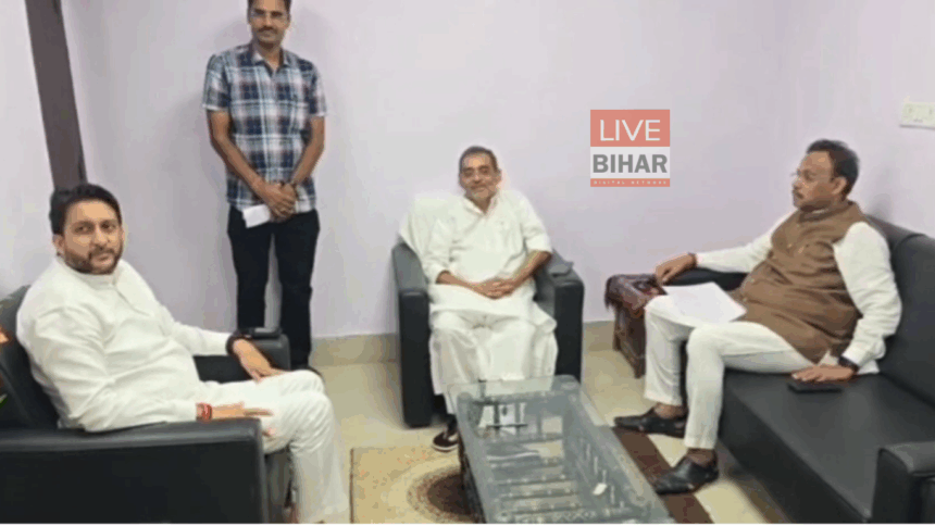 बिहार सीट शेयरिंग पेंच पर विनोद तावड़े मांझी और कुशवाहा के साथ NDA बैठक बिहार चुनाव 2025