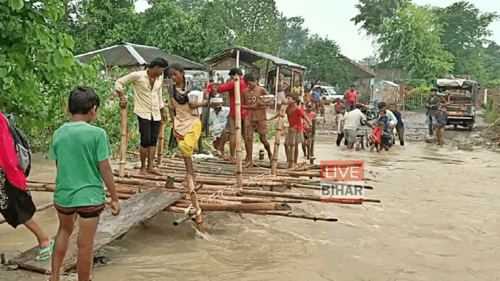 बिहार बाढ़ 2025: कोसी नदी का कहर- सहरसा में मचा हाहाकार,हज़ारों लोग लगा रहें मदद की गुहार! 3