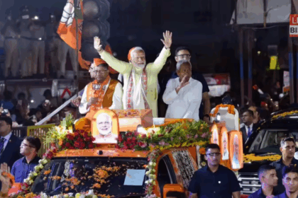 PM Modi Road Show in Patna during Bihar Election 2025
