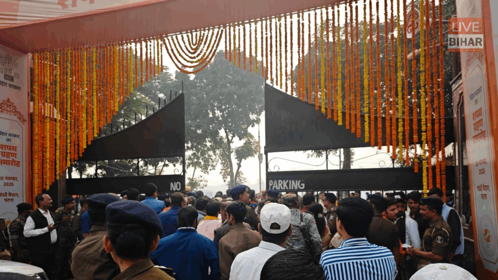Nitish Kumar Patna Shapath Grahan Samaroh Live: गांधी मैदान में उमड़ा जनसैलाब, पीएम मोदी-योगी सहित दिग्गज नेताओं की मौजूदगी” 1