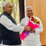 Santosh Kumar Suman meeting Nitish Kumar after Bihar Election 2025 victory
