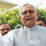 CM Nitish Resigns Big Update: नीतीश कुमार अंतिम कैबिनेट के बाद राज्यपाल से मुलाकात करते हुए