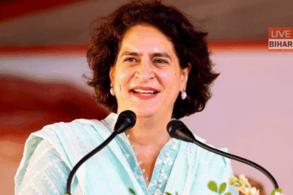 प्रियंका गांधी वाड्रा बेगूसराय रैली में भाषण देते हुए, बिहार चुनाव 2025 में एनडीए सरकार पर निशाना साधते हुए