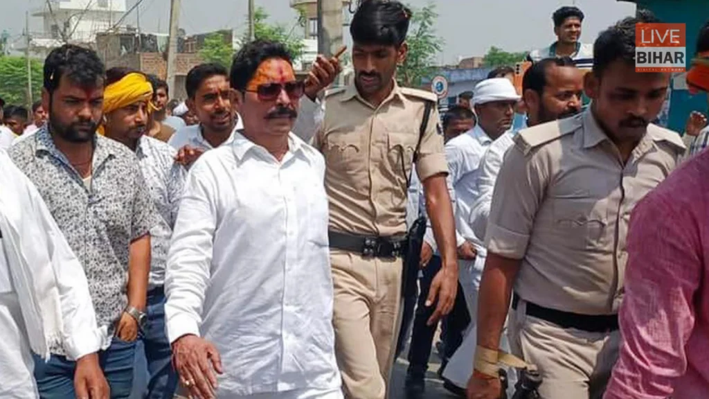 Anant Singh New Bunglow: 7 फीट का तेवर, 7 कमरों की जिंदग़ी! क्या ‘छोटे सरकार’ छोड़ेंगे माल रोड का मिनी महल? 1