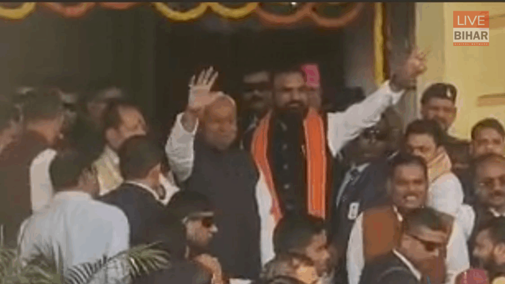 Bihar Vidhansabha Winter Session: 18वीं विधानसभा का पहला सत्र शुरू, प्रोटेम स्पीकर ने डिप्टी CM सम्राट चौधरी को दिलाई सबसे पहले शपथ 1