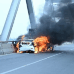 Patna Burning Car Incident 2025 PMCH के बाहर चलती कार में आग