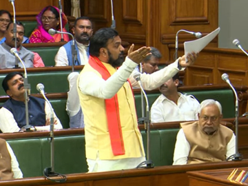 Bihar News: FIR के लिए घूस ली तो जाएगी नौकरी, विधानसभा में गृह मंत्री सम्राट चौधरी का सख्त ऐलान  2