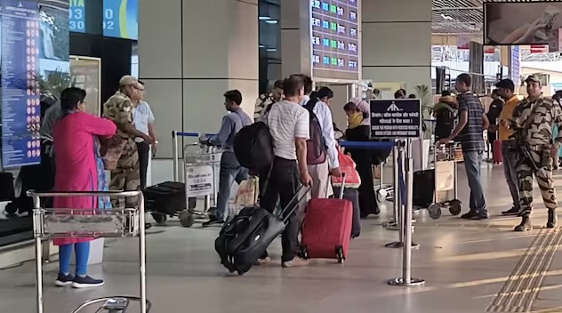 Patna Airport Flight Fare Explosion: शादी सीजन में पटना से उड़ान बनी सबसे महंगी, कोलकाता टिकट लंदन से भी महंगा! 1