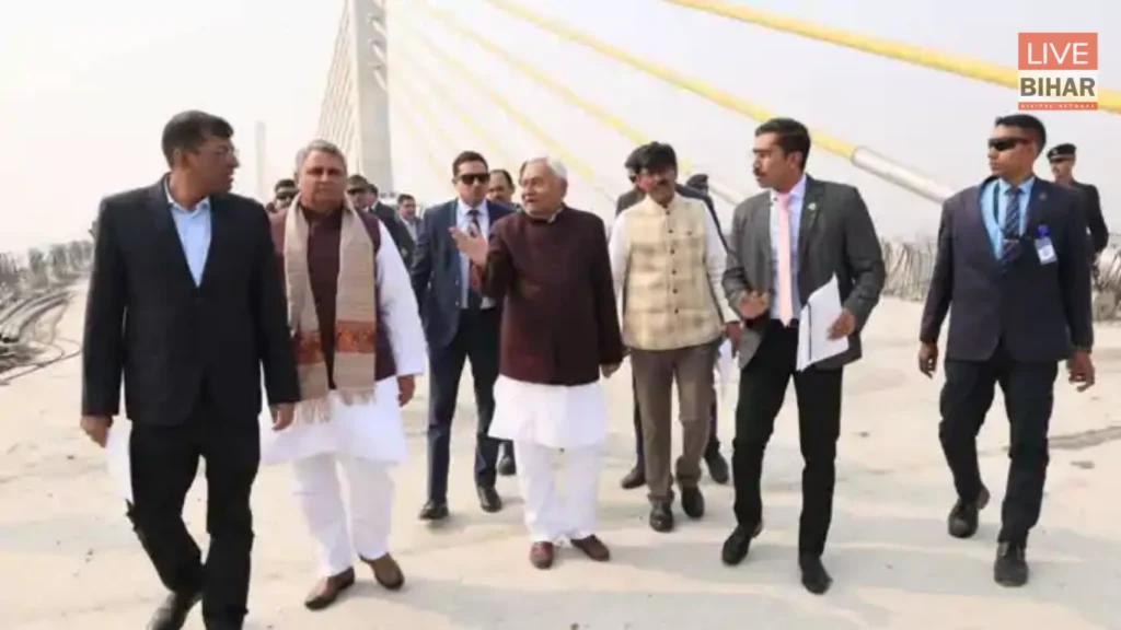 Nitish Kumar 6 Lane Ganga Bridge: 7 बड़े अपडेट—नीतीश ने कच्ची दरगाह–बिदुपुर सिक्स लेन पुल निरीक्षण में दिए सख्त निर्देश 2 Nitish Kumar 6 Lane Ganga Bridge: 7 बड़े अपडेट—नीतीश ने कच्ची दरगाह–बिदुपुर सिक्स लेन पुल निरीक्षण में दिए सख्त निर्देश 1