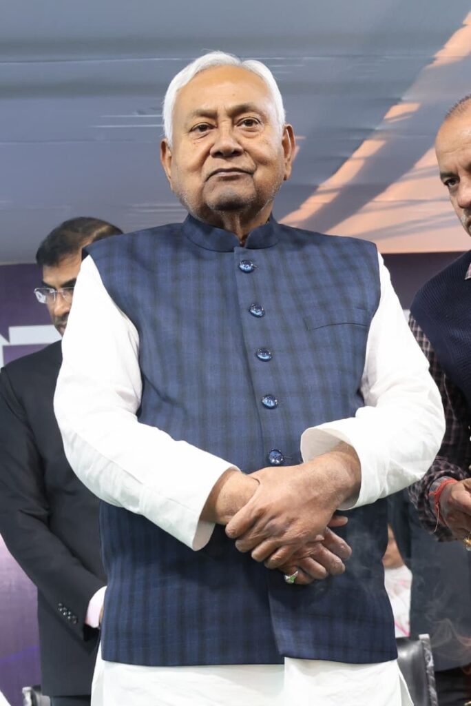 CM Nitish Kumar World Book of Records: 10वीं बार मुख्यमंत्री बनने पर वर्ल्ड बुक ऑफ रिकॉर्ड्स ने दी ऐतिहासिक बधाई 2