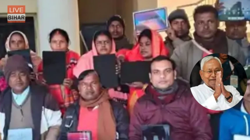 Bihar News Nitish Kumar Vikas Mitra Tablet