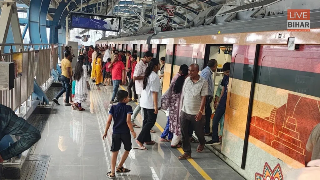 Patna Metro: पटना मेट्रो पर लगा ब्रेक,108 दिन बाद ठप हुई सेवा, तकनीकी खराबी बनी वजह 2 Patna Metro: पटना मेट्रो पर लगा ब्रेक,108 दिन बाद ठप हुई सेवा, तकनीकी खराबी बनी वजह 1