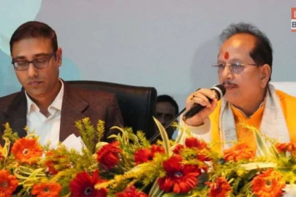 Vijay Sinha warning to Bihar revenue officers