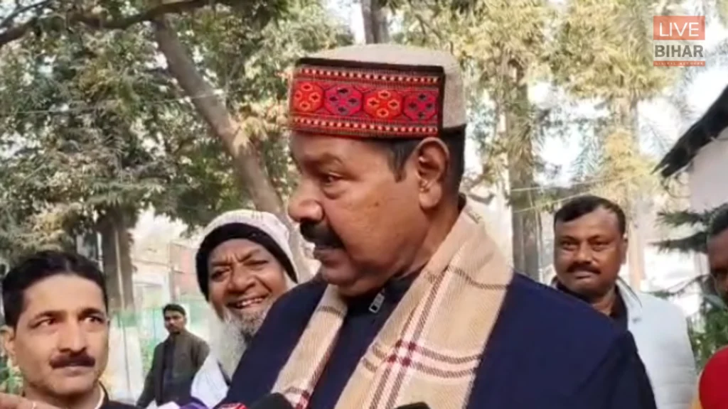 Bihar Politics: राजद में अंदरूनी घमासान! भाई वीरेंद्र के बयान से मचा सियासी तूफान 2 Bihar Politics: राजद में अंदरूनी घमासान! भाई वीरेंद्र के बयान से मचा सियासी तूफान 1