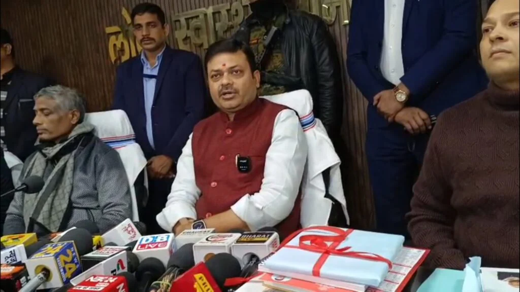 Bihar Politics: लोजपा मंत्री संजय सिंह का बड़ा दवा-कांग्रेस के विधायक हो रहे NDA में शामिल, 2026 में होगा बड़ा खेला 1