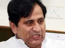 'जनेऊधारी शिव भक्त ब्राह्मण' से पिछड़ों के मसीहा बनने की कवायद मृत्यु के 25 साल बाद कांग्रेस को याद आए सीताराम केसरी 8