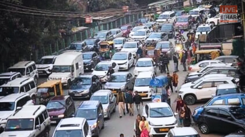 Patna Traffic System: ट्रैफिक नियम तोड़ना पड़ेगा भारी, बार-बार गलती पर 3 साल तक नहीं चला पाएंगे वाहन 1