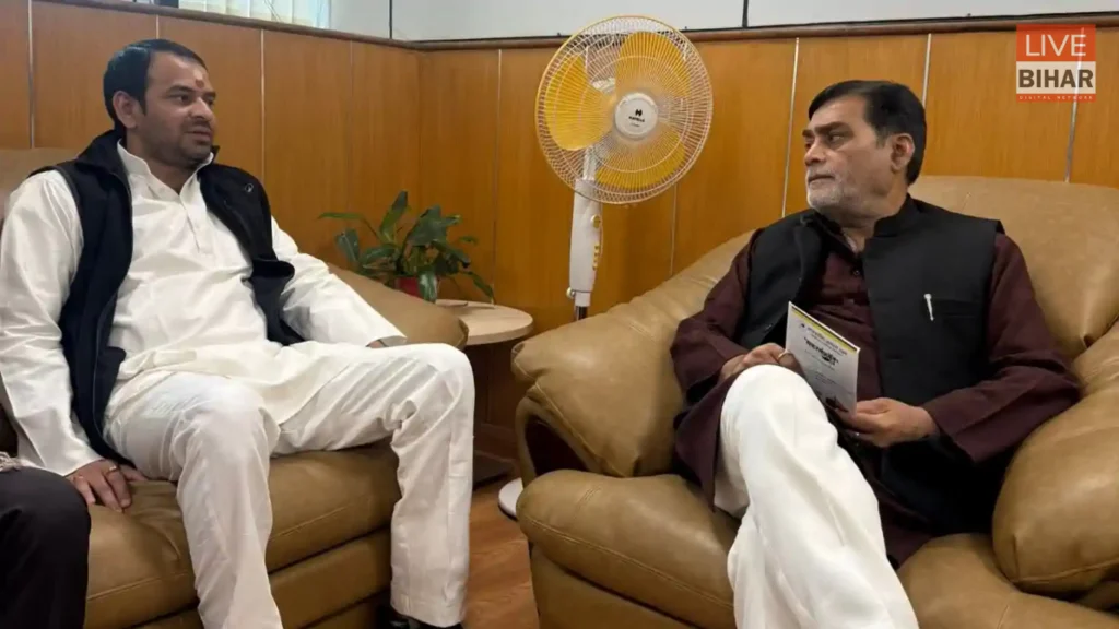 Bihar Politics Dahi Chura Bhoj 2026: दही-चूड़ा भोज में सियासी हलचल, तेजप्रताप को NDA का ऑफर 1