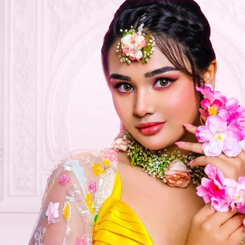 Ishika Toria Signed By Worldwide Records Bhojpuri