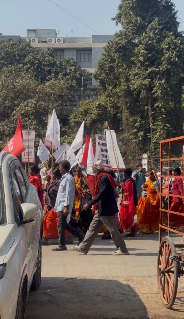 Bihar Women Crime Protest Patna: पटना में उग्र प्रदर्शन, विधानसभा घेराव की कोशिश पर पुलिस ने रोका मार्च 1