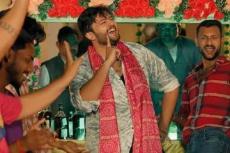 Hamar Koi Ka Kariye Bhojpuri Holi Song poster