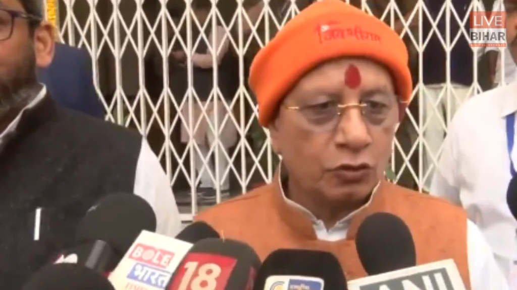 Vijay Kumar Sinha Action: पटना में अवैध होर्डिंग-पार्किंग माफिया पर चला अब तक का सबसे बड़ा हंटर 1