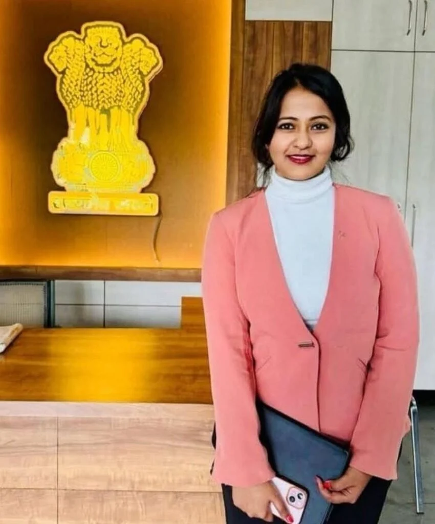 UPSC Topper Monika Srivastava: औरंगाबाद की बेटी ने रचा इतिहास, पूरे भारत में हासिल किया 16वां स्थान 1