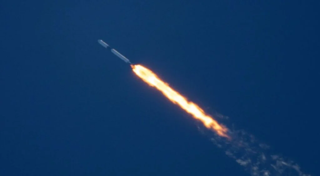 Hormuz Strait Tension: ट्रंप की 48 घंटे की चेतावनी, ईरान-अमेरिका टकराव से बढ़ा वैश्विक खतरा 1