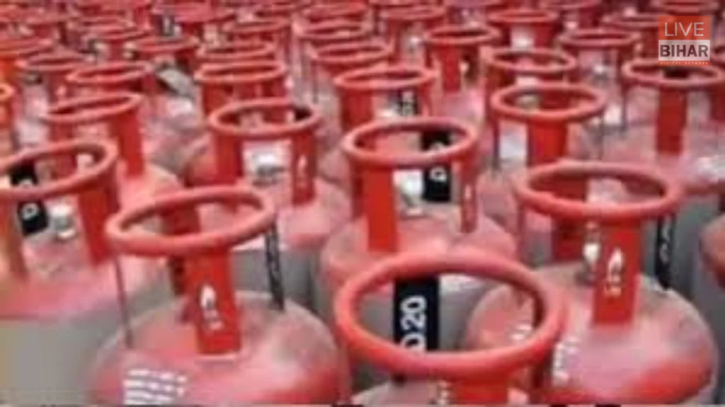 LPG Crisis Bihar: पटना प्रशासन का दावा—गैस की कोई कमी नहीं, अफवाहों से बचने की अपील 1